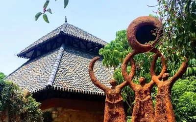 Three women statue at Nrityagram